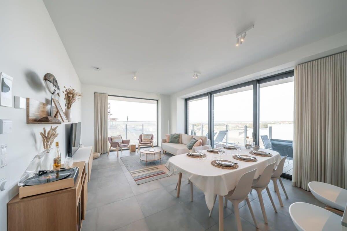 Huswell - Modern New With Pool Access And Parking Ostend