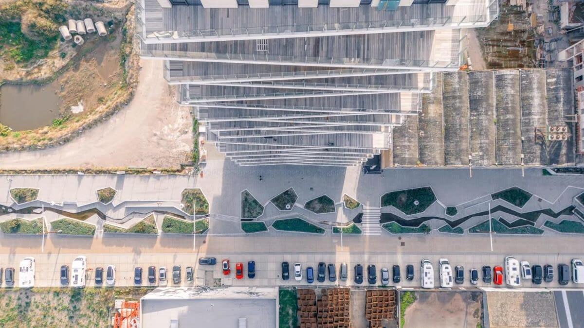 Huswell - Modern New With Pool Access And Parking * Ostend