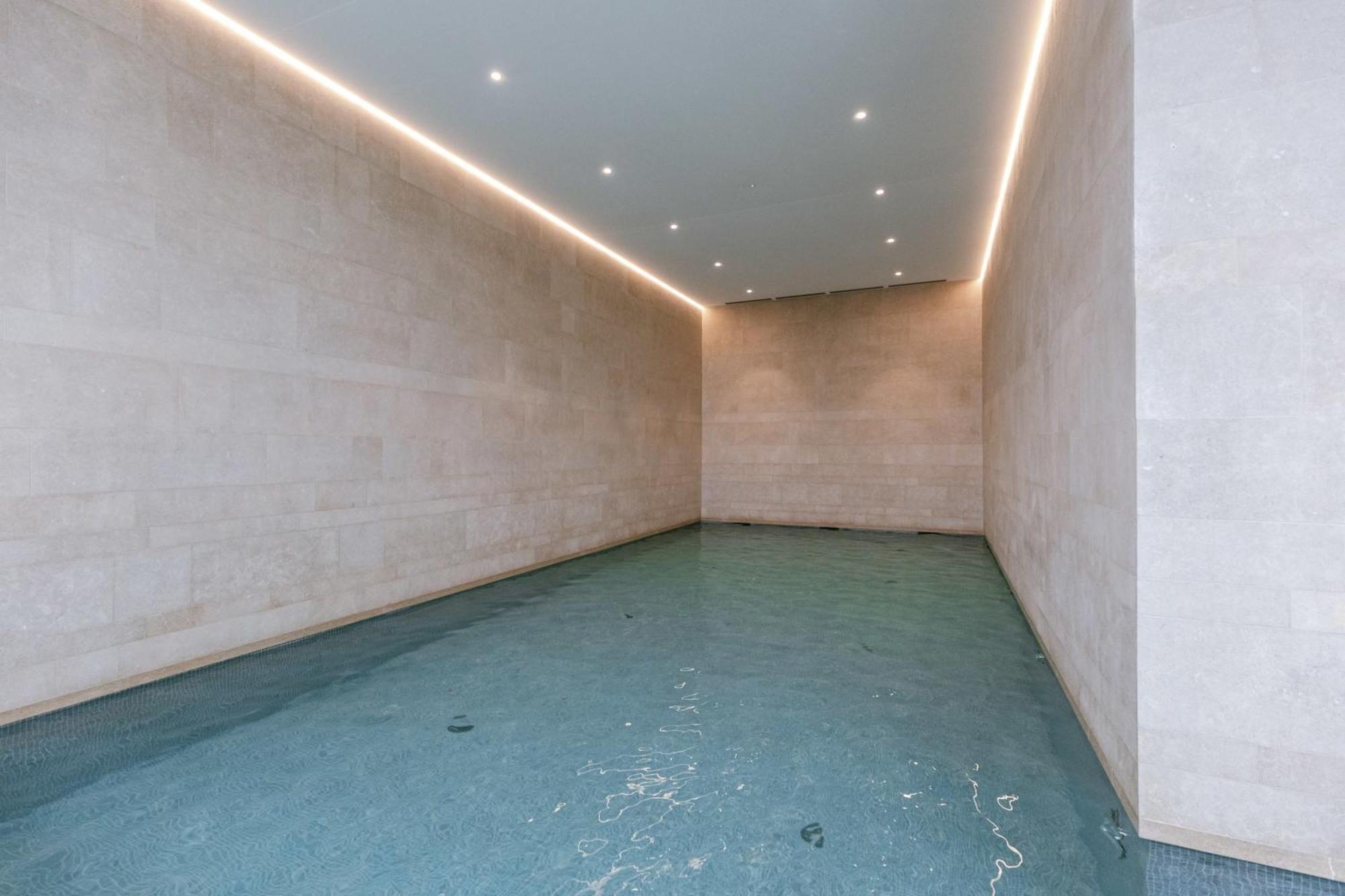 Apartment Huswell - Modern New With Pool Access And Parking